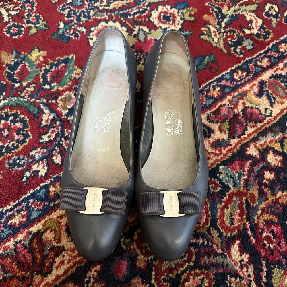 Salvatore Ferragamo Navy Leather Pump with Bow